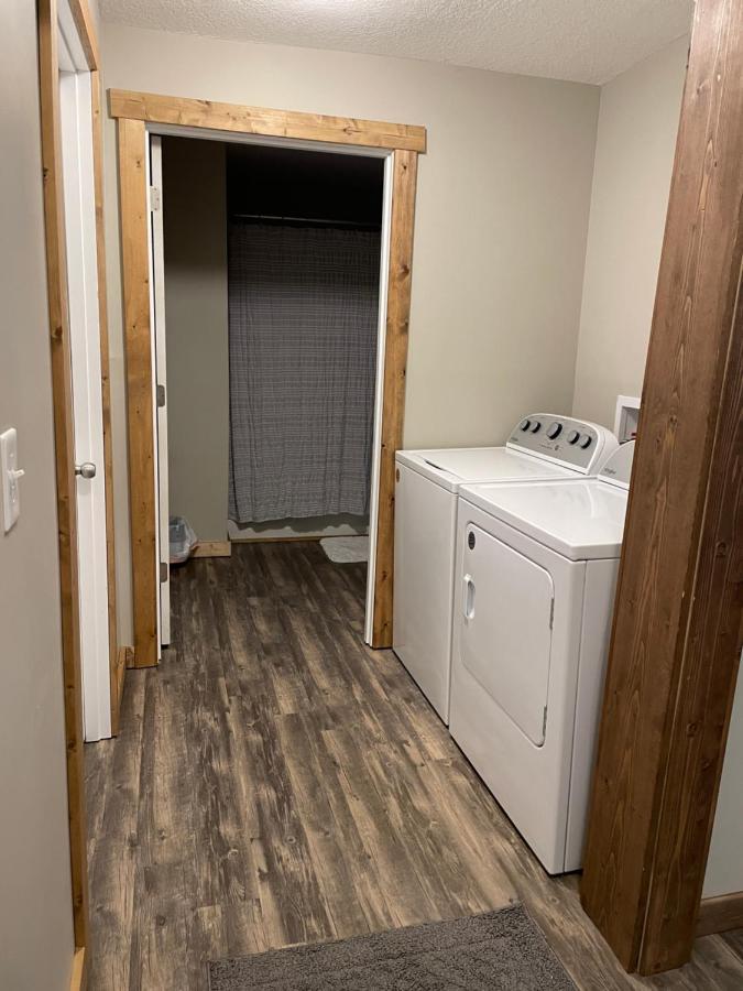 Wabash Modern Farmhouse 3 Bed, 2 Bath Apartment, Sleeps 7, Lots Of Space, Steps To Downtown, Honeywell & Eagles Theater מראה חיצוני תמונה