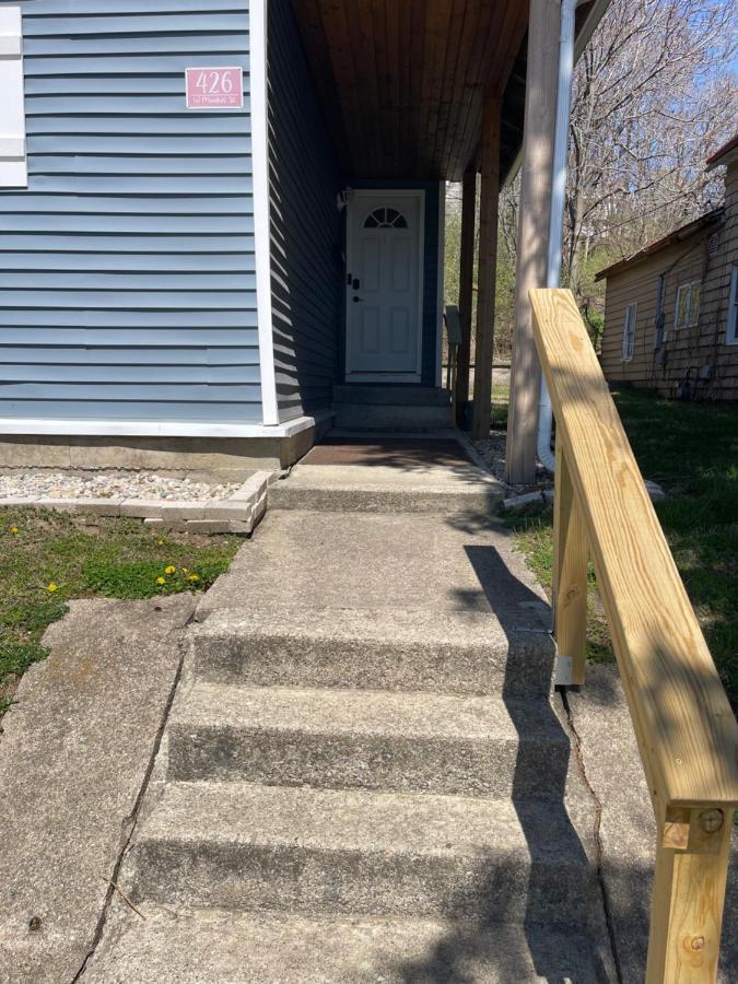 Wabash Modern Farmhouse 3 Bed, 2 Bath Apartment, Sleeps 7, Lots Of Space, Steps To Downtown, Honeywell & Eagles Theater מראה חיצוני תמונה